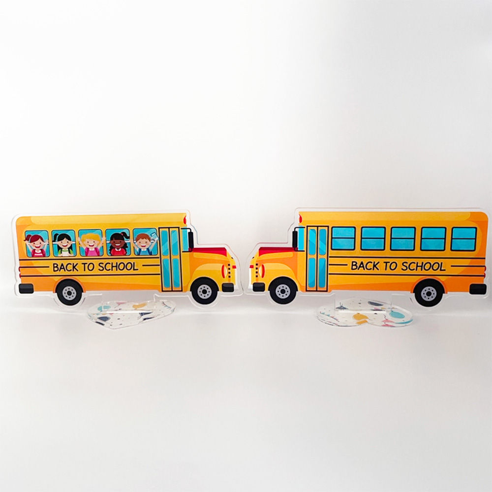 横長なデザインも可能です(左表面/右裏面)