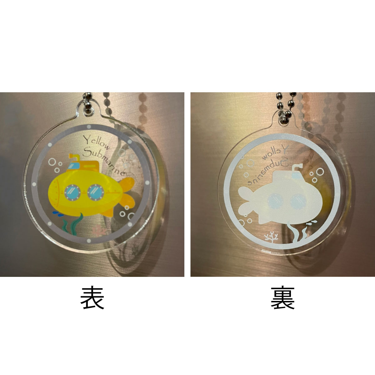 透明アクリルのため、白版を引かない部分は透けて見えます。